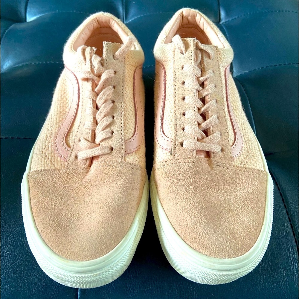 Women’s Vans Light Pink Size 7